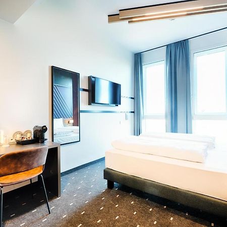 B&B Hotel Nuernberg-West ภายนอก รูปภาพ