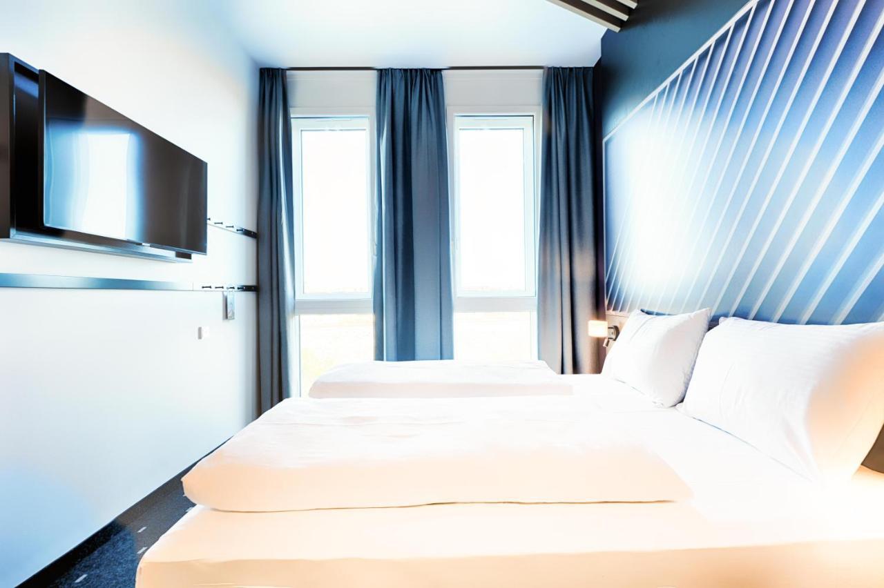 B&B Hotel Nuernberg-West ภายนอก รูปภาพ