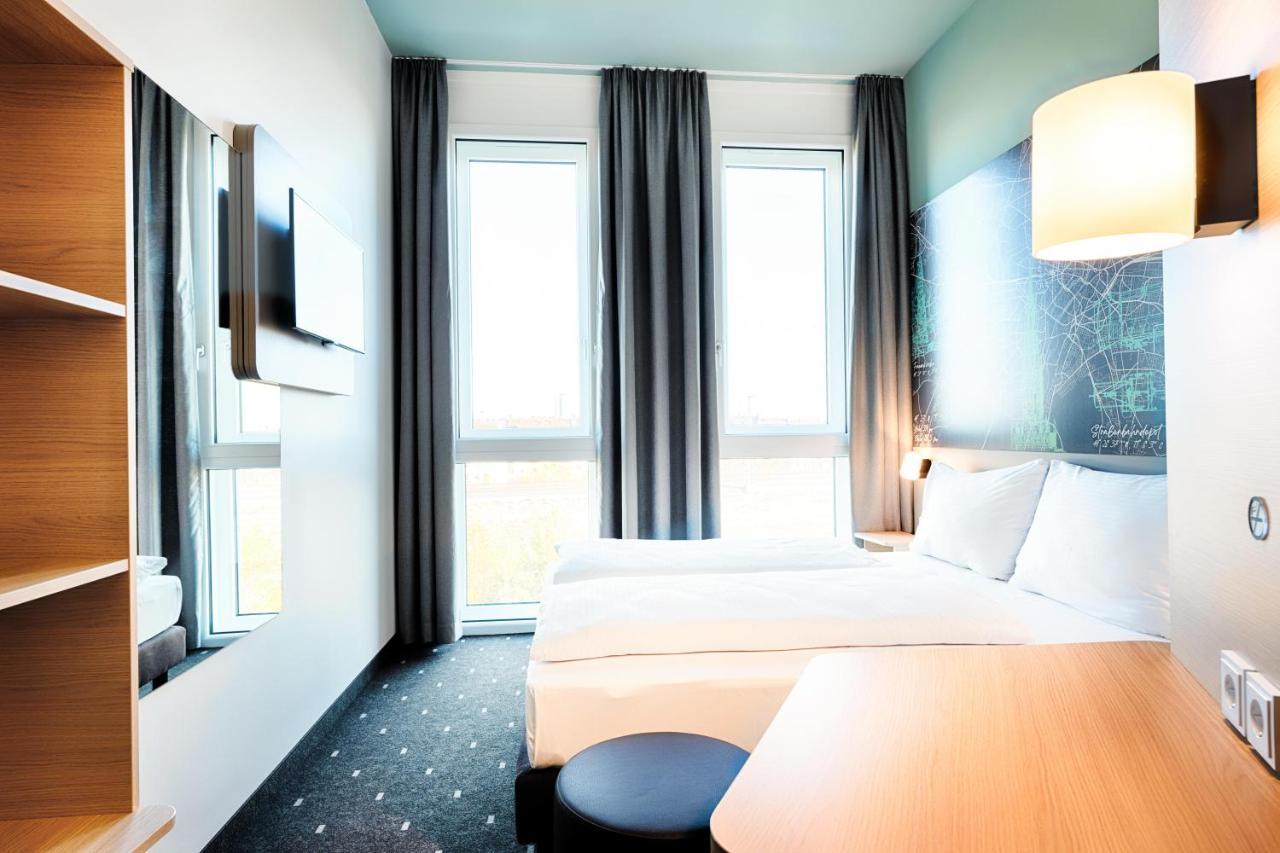 B&B Hotel Nuernberg-West ภายนอก รูปภาพ