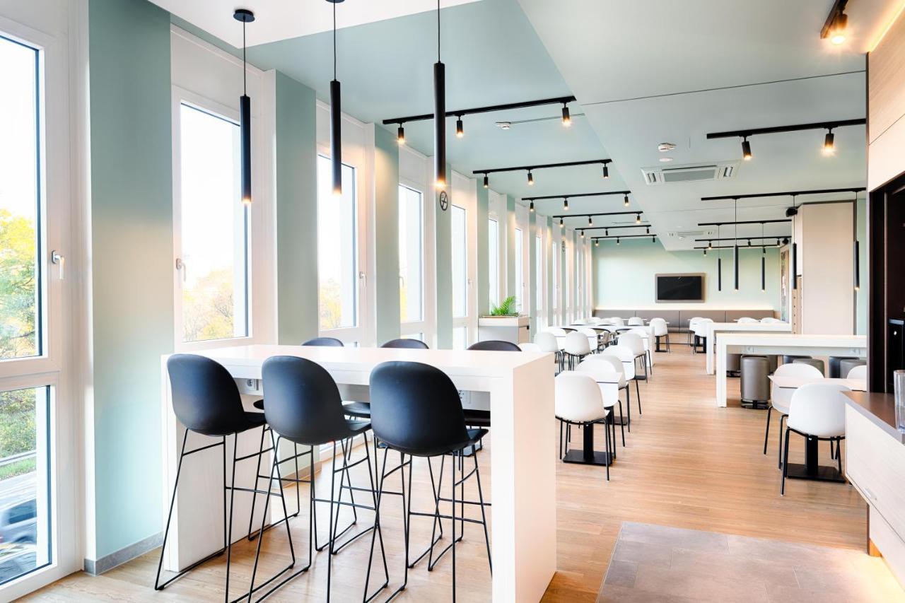 B&B Hotel Nuernberg-West ภายนอก รูปภาพ