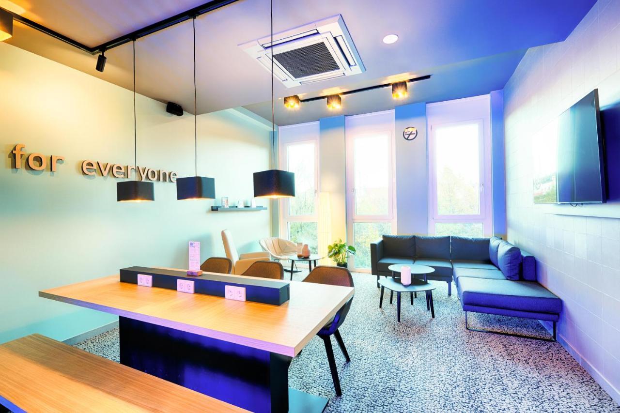 B&B Hotel Nuernberg-West ภายนอก รูปภาพ